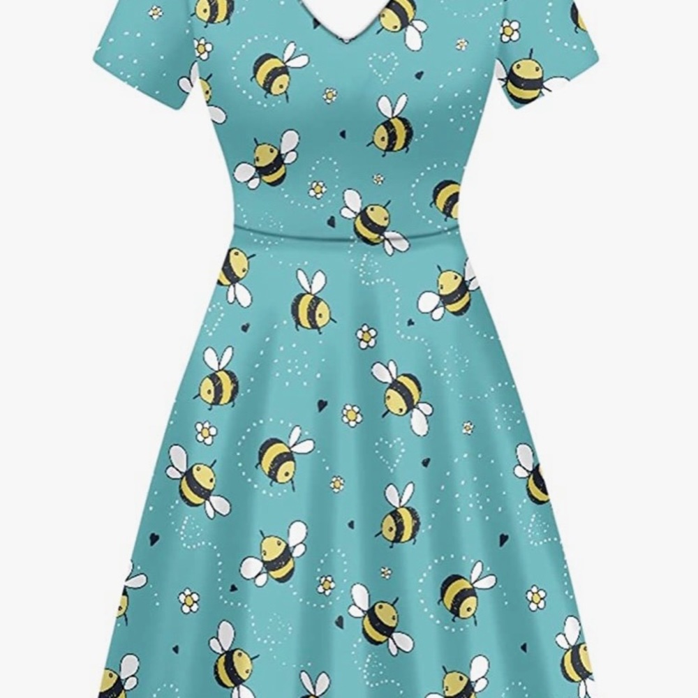 Super cute bee 🐝 dress 👗 worn once Medium